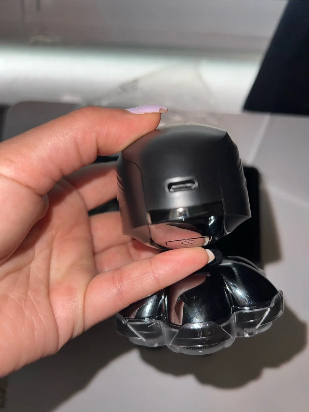 7D Floating Electric Shaver Cyruzi in Black